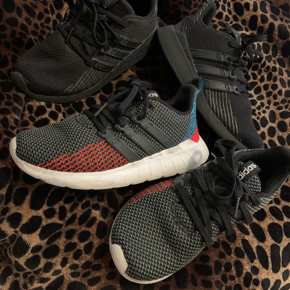 Adidas sneaker bundle